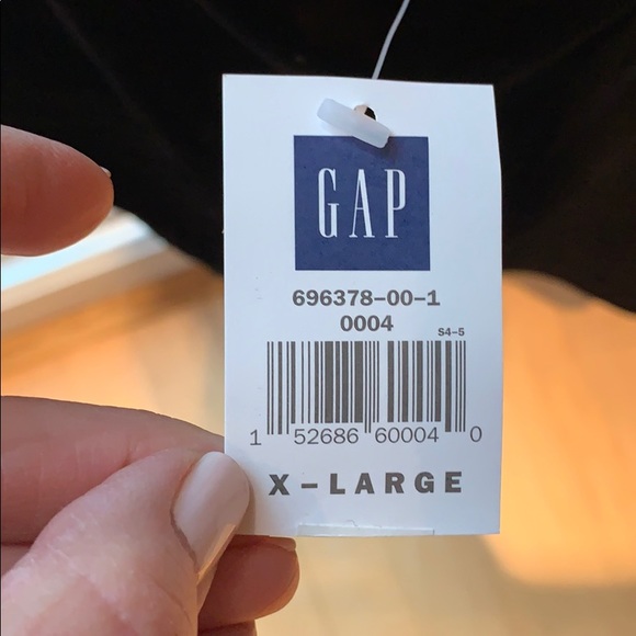 NWT Gap Black Velveteen Tank Top XL - Picture 2 of 6